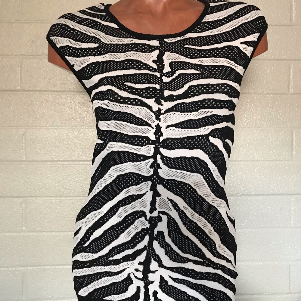 Michael by Michael Kors Zebra Stretch Top Size M